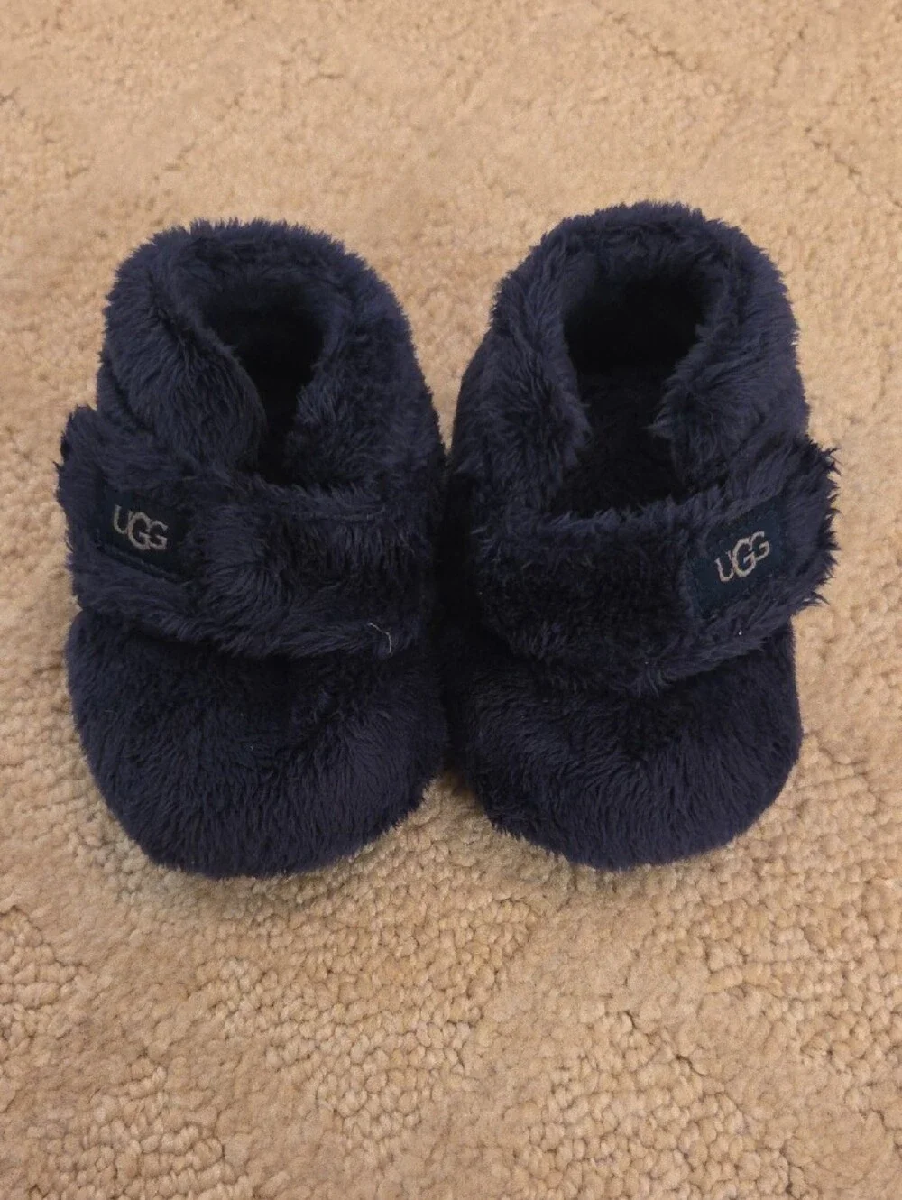 UGG soft navy